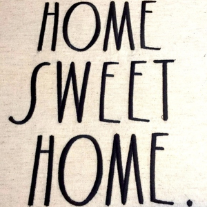 NWT Rae Dunn Table Runner